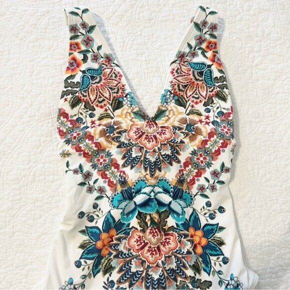 Johnny Was Crossback One Piece White Floral Swimsuit XS NWT - Picture 3 of 8
